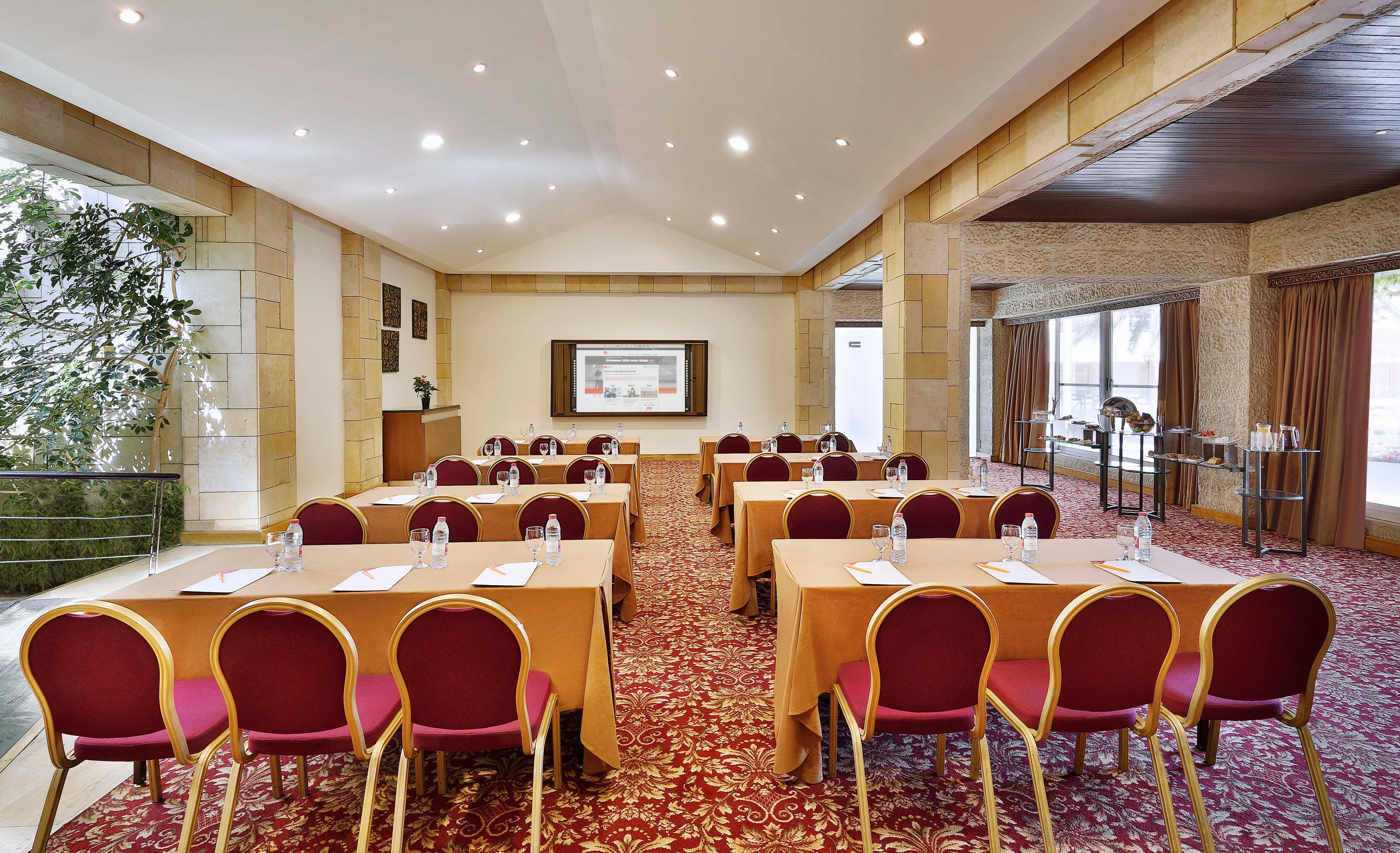 Crowne Plaza Amman, An Ihg Hotel Экстерьер фото